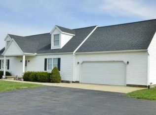 9734 State Rt 22 And 3, Sabina, OH 45169