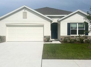 10434 Tucker Rd, Weeki Wachee, FL 34613