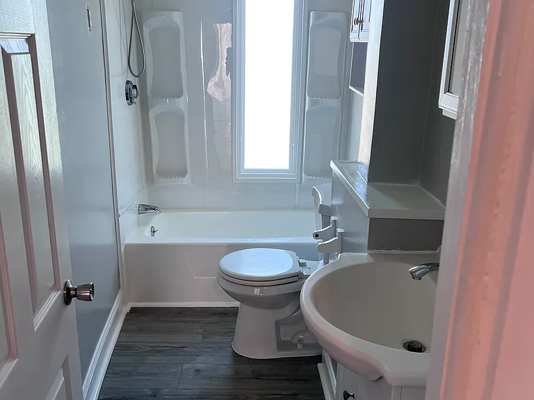 496 Summer St #3 — Photo 9