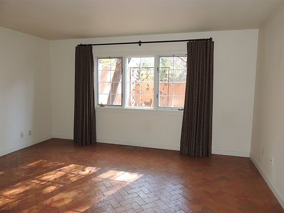 5th image of 624 E Alameda St Unit 6
