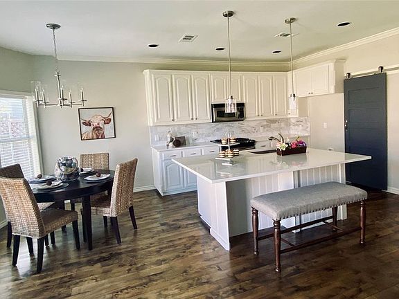 5th image of 12064 Tivoli Ln