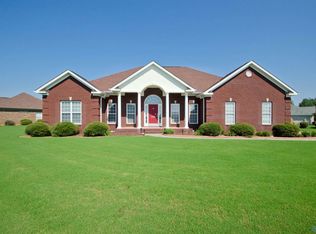 132 Shackleford Rd, Meridianville, AL 35759
