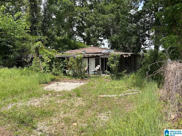 636 Shore Dr, Ashville, AL 35953
