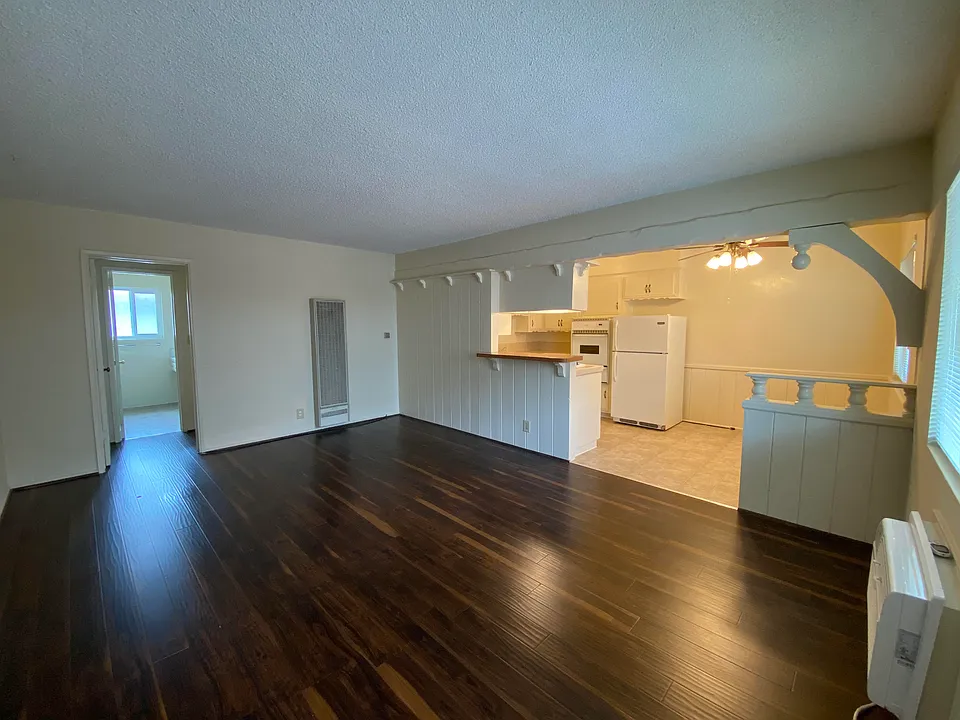 20336 Cohasset St #19