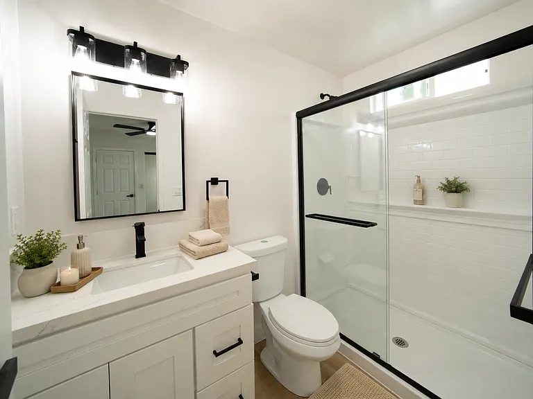 3559-3561 Pardee Pl #1 — Photo 7