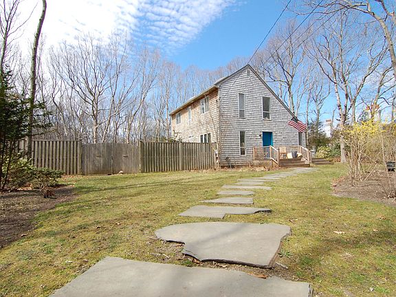 2nd image of 26 Crandall St