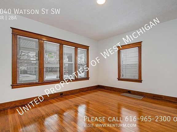 5th image of 1040 Watson St SW
