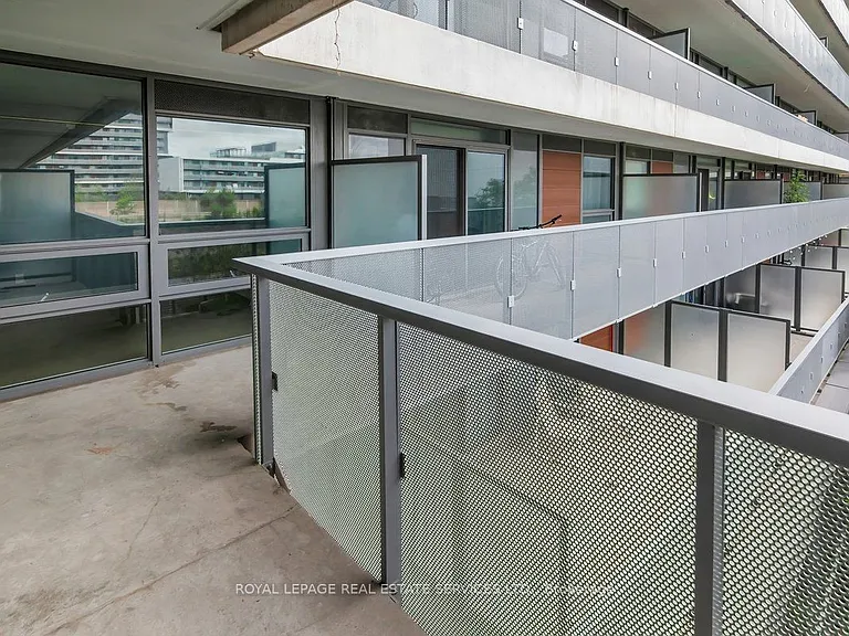 120 Varna Dr #401 — Photo 12
