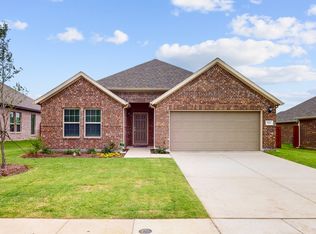 1112 Deer Ridge Dr, Crowley, TX 76036