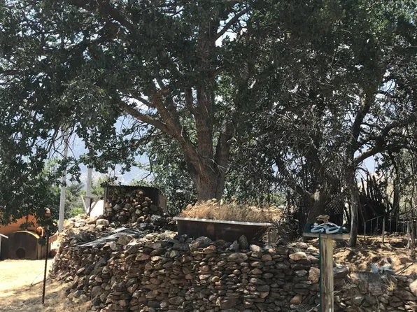21640 Thompson Canyon Ave, Caliente, CA 93518