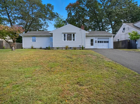 11 Copeland St, Springfield, MA 01108