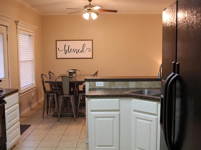 2717 Horse Haven Ln — Photo 7