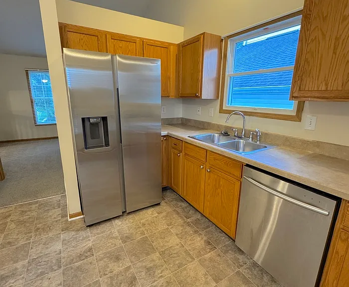 8577 Clover Glade Dr — Photo 10