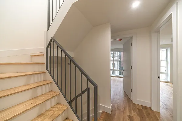 Rented by Compass | media 19