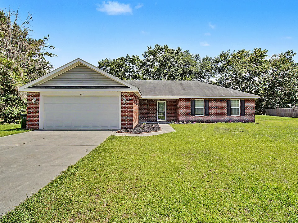 115 SE Cutters Gap