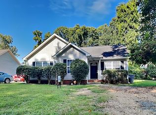 6417 Rockwell Blvd, Charlotte, NC 28269