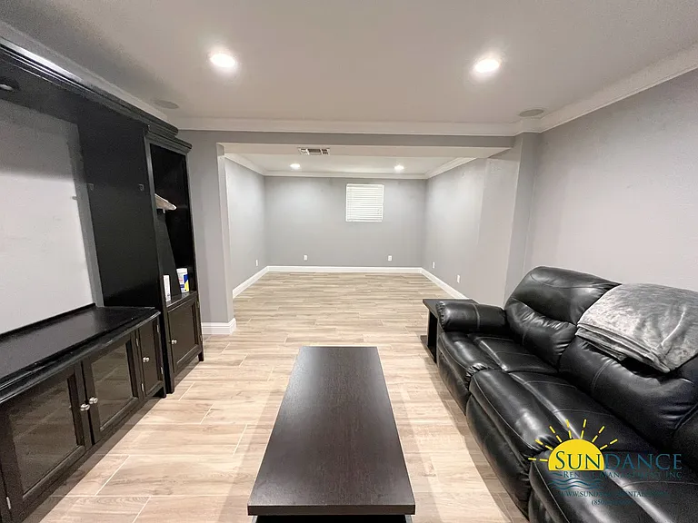 132 Sotir St NW — Photo 15