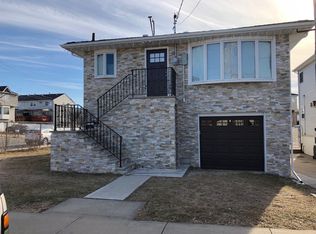 466 Naughton Ave, Staten Island, NY 10305
