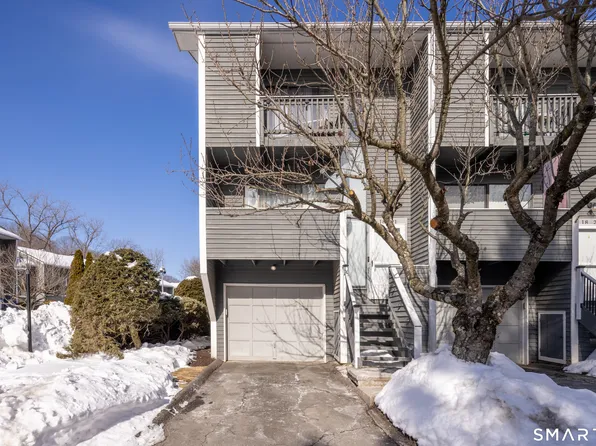18 Hudson Street #21, Bethel, CT 06801