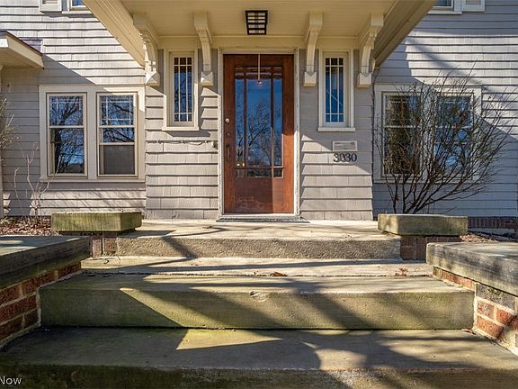 3rd image of 3030 Huntington Rd