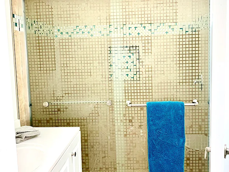 864 Thomas Ave #A — Photo 7