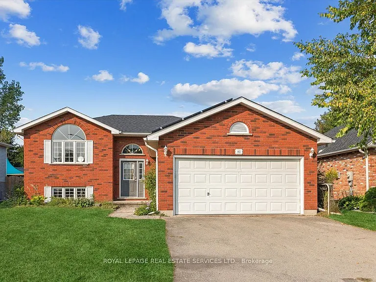 82 Whitlaw Way — Photo 1