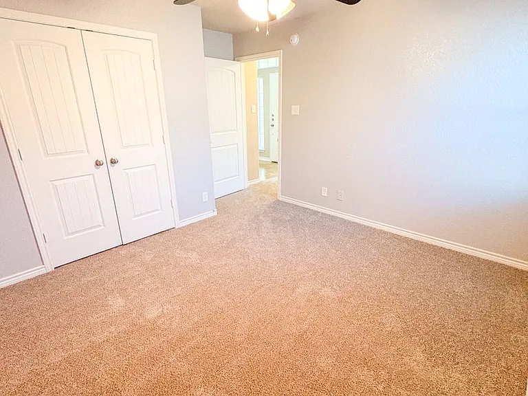 2907 Montague County Dr — Photo 15