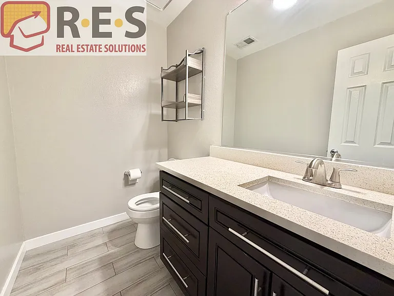 3669 S Gibralter Cir — Photo 15
