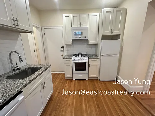 21 Royce Rd #24-7 Photo 1