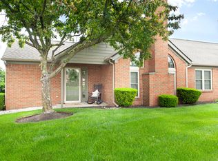 2373 Sportsman Dr, Grove City, OH 43123