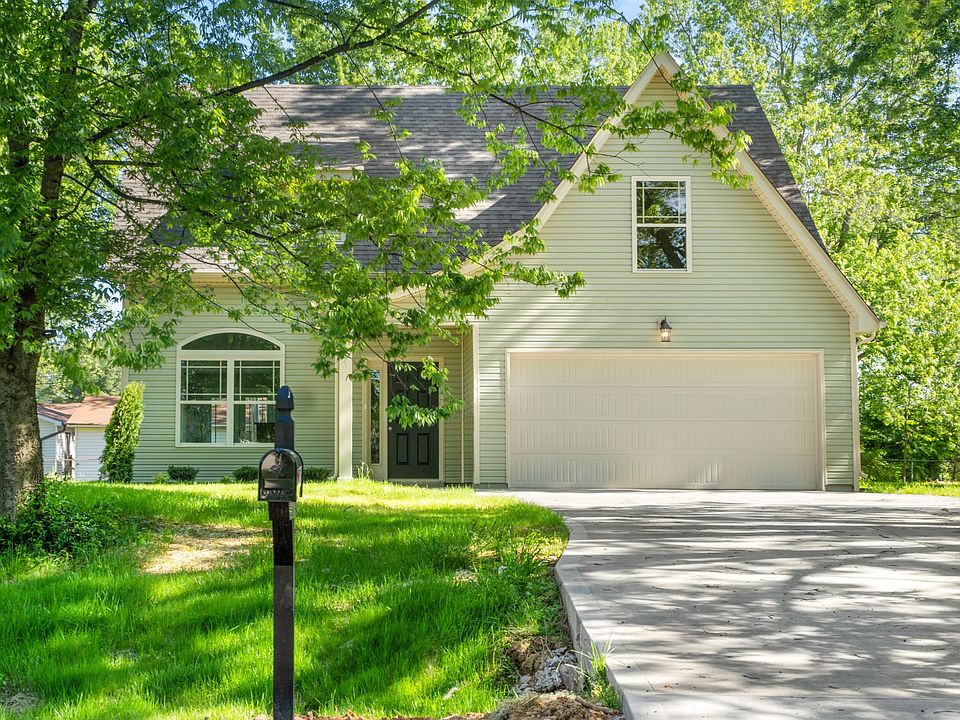 1st image of 298 Conrad Dr #B
