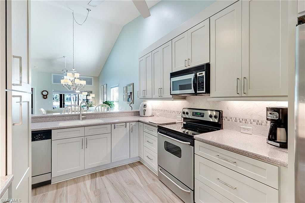 12615 Cold Stream DR