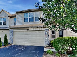 73 W Chatham Ln #193, Round Lake, IL 60073
