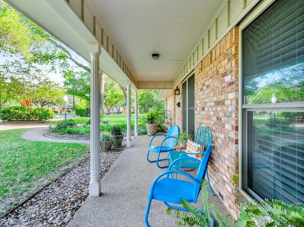 515 S Dallas Ave, Lancaster, TX 75146