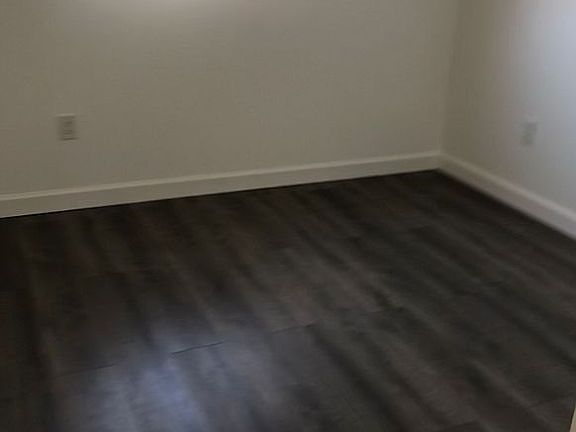 4th image of 3704 Broadway APT 208