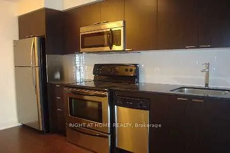 1 bed, $2,400 — Photo 3