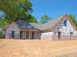 16 Archel St, Petal, MS 39465