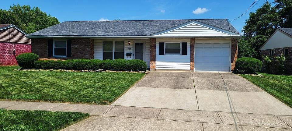 1st image of 86 Silverwood Cir