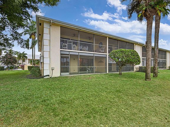 4th image of 2041 Keystone Drive #F