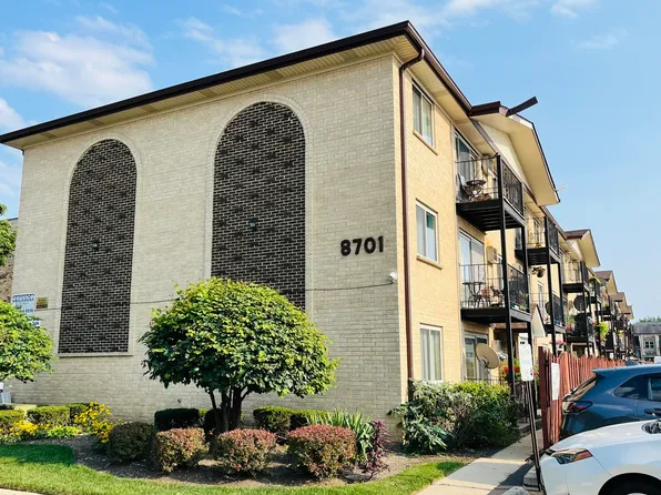 8701 W Foster Ave Unit 309, Chicago, IL 60656