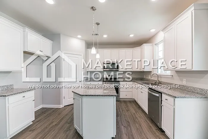 120 Caleb Ct — Photo 9