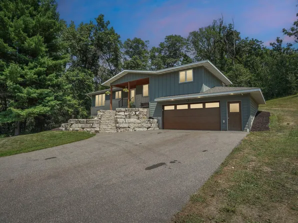 325 Townsvalley Rd, River Falls, WI 54022