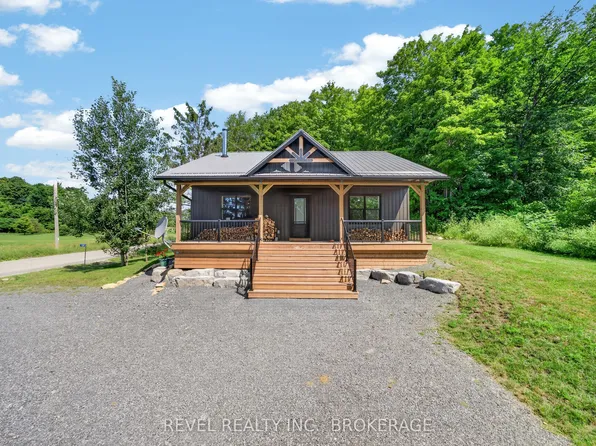 106 Long Point Rd, Leeds And The Thousand Islands, ON K0E 1N0