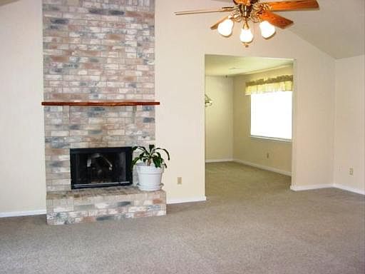 5th image of 634 SPACIOUS SKY