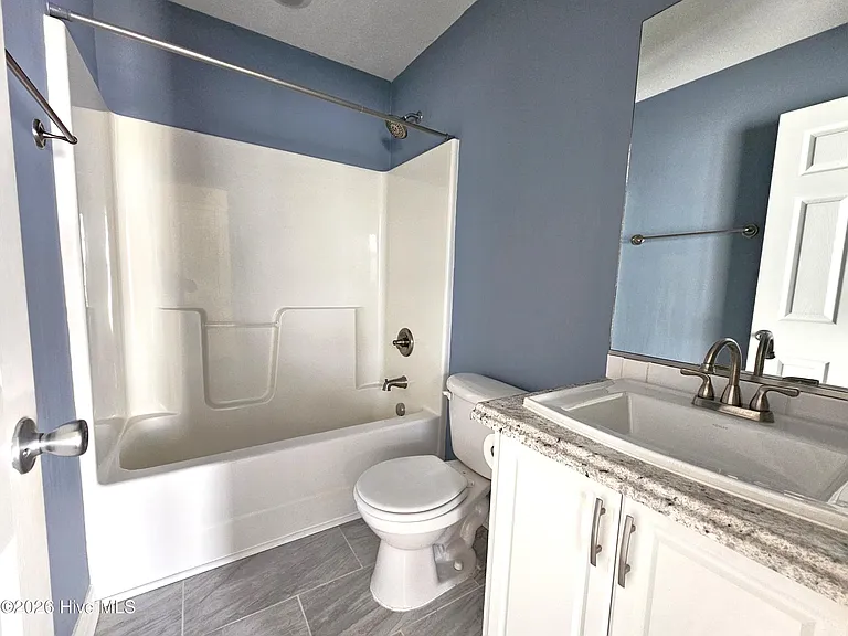 770 Michelle Ct — Photo 17