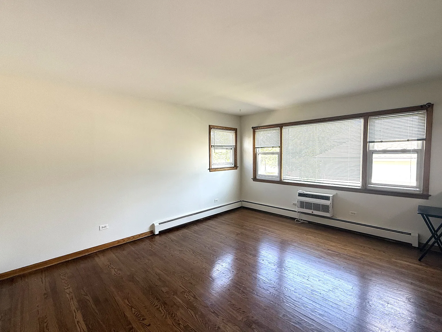1 bed, 650 sqft, $1,600 — Photo 4