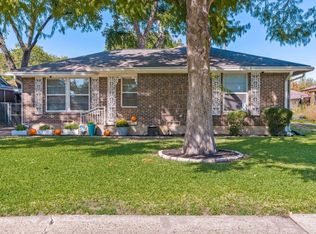 2907 San Paula Ave, Dallas, TX 75228