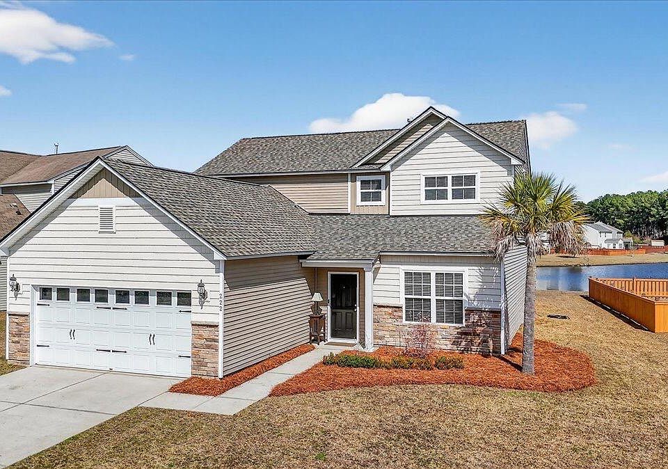 1st image of 222 Decatur Dr