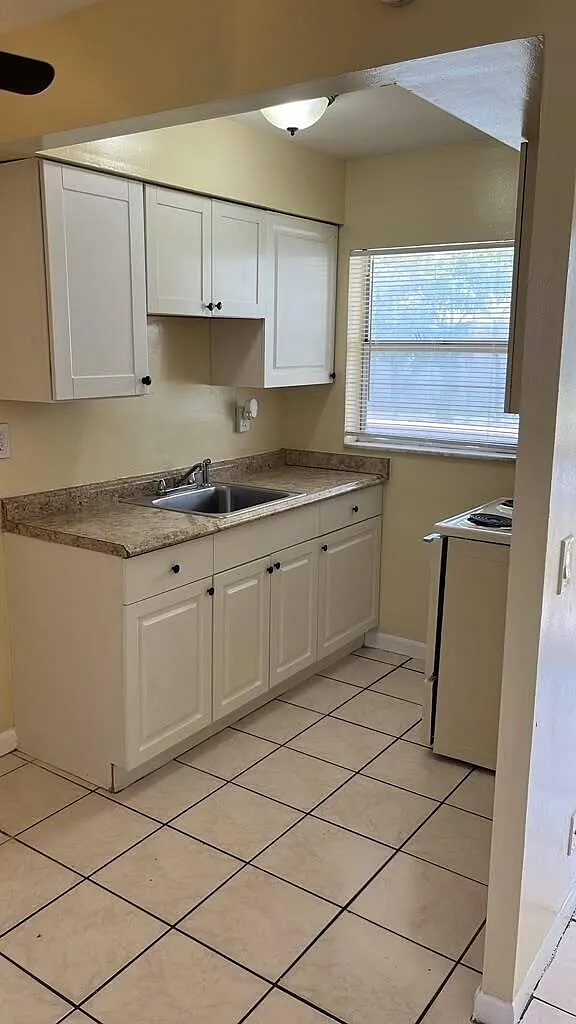 1 bed, 1.0 bath, 600 sqft, $1,550 — Photo 3
