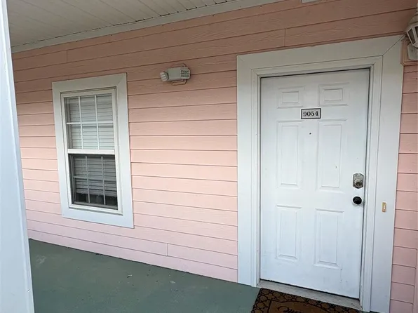 9054 Meadow Vista Rd, Charlotte, NC 28213